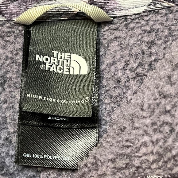 The North Face Purple Hoodie Pullover Button Collar Hood Ski Soft Cozy Size M - Picture 14 of 15